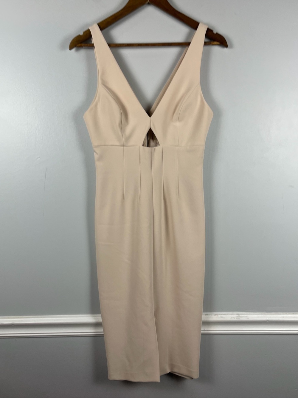 Alice + Olivia Blush Tan midi Dress with cutout size 4